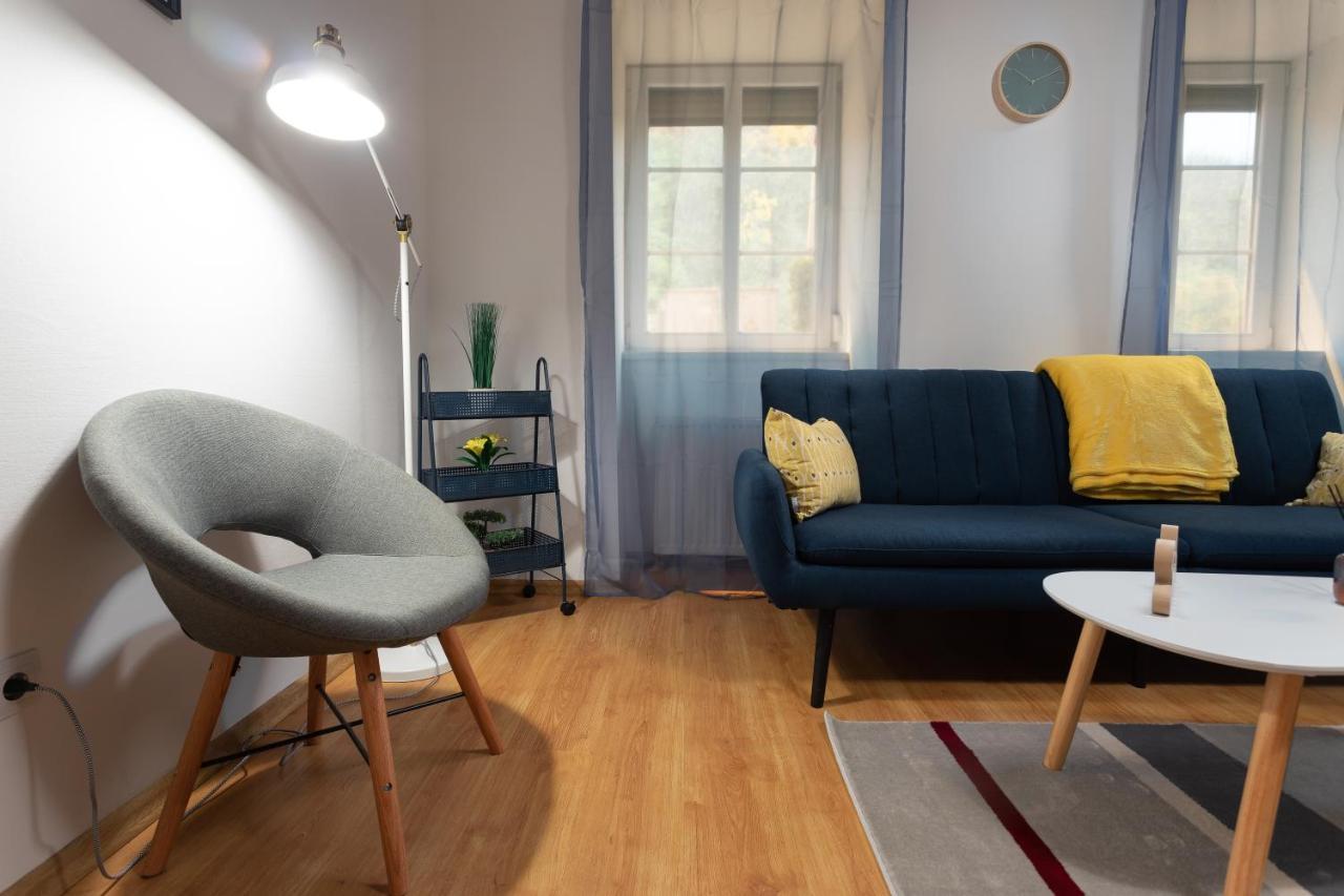 A Charming Little Flat Just Above Szechenyi Square Apartment เปตช์ ภายนอก รูปภาพ